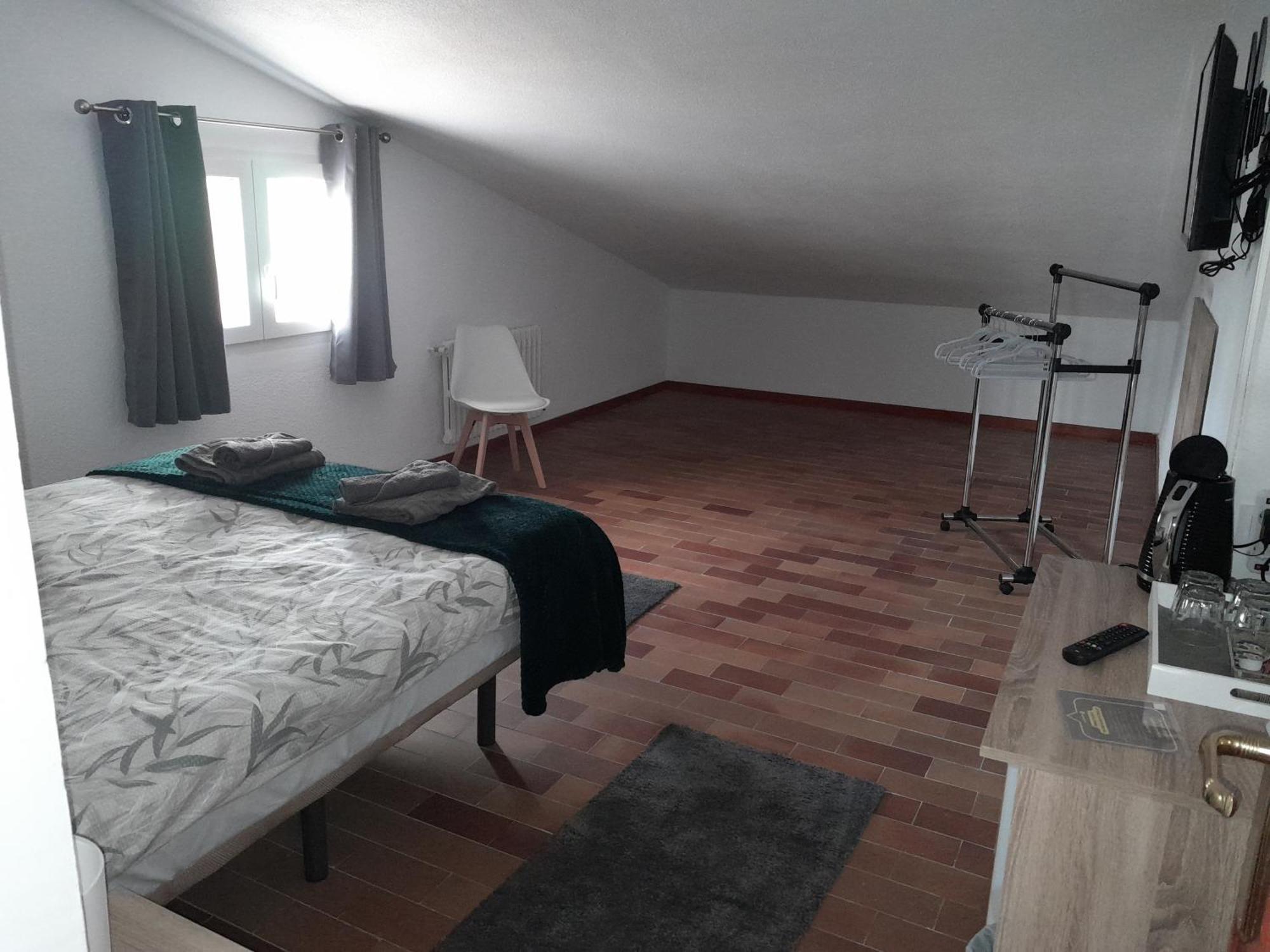 Djm Palms - Shared Casa Rural - Casa Rural Compartida - No Es Una Casa Privada Ayora Ngoại thất bức ảnh